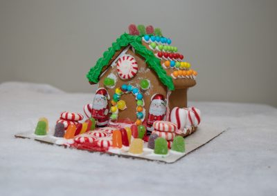 2021 GingerbreadContest Entires 01 400x284 - 2021 Gingerbread House Contest